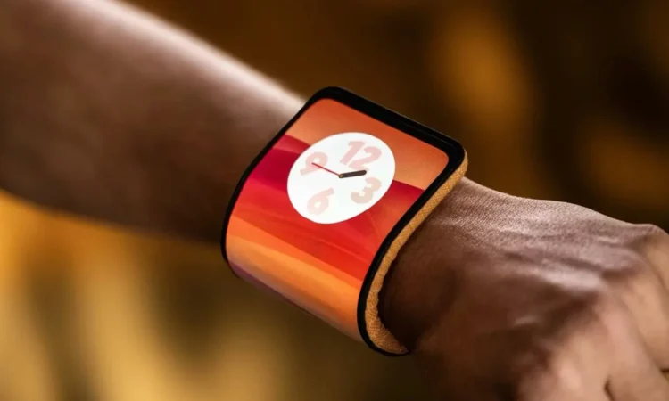 motorola смартфон-браслет